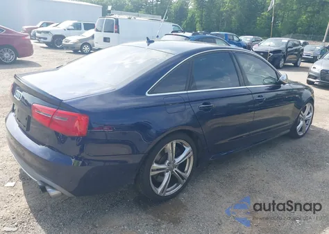 2014 Audi S6 4.0T Prestige z USA, uszkodzony, nr VIN WAUF2AFC7EN066984